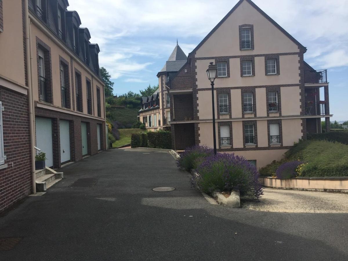 Beautiful Ground Floor 2 Bedroom Apartment Honfleur Exterior foto